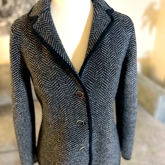 ✅ Talbots Black and Gray Herringbone Cardigan Sweater - Picture 5 of 16